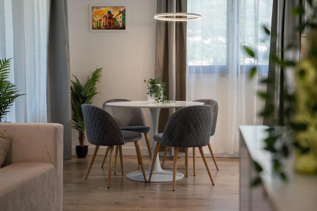 Villa 64 Apartment #3 Mlini Eksteriør billede